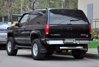 Автосервис Авто-Профит предлагает услугу по перешивке / переработке салонов  автомобилей. GMC Yukon 1996 года.